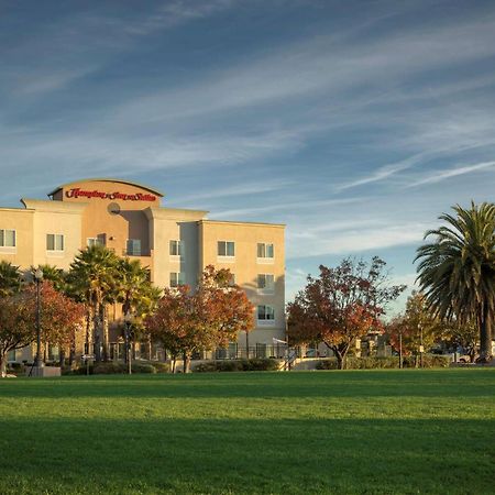 Hampton Inn & Suites Suisun City Waterfront Eksteriør billede