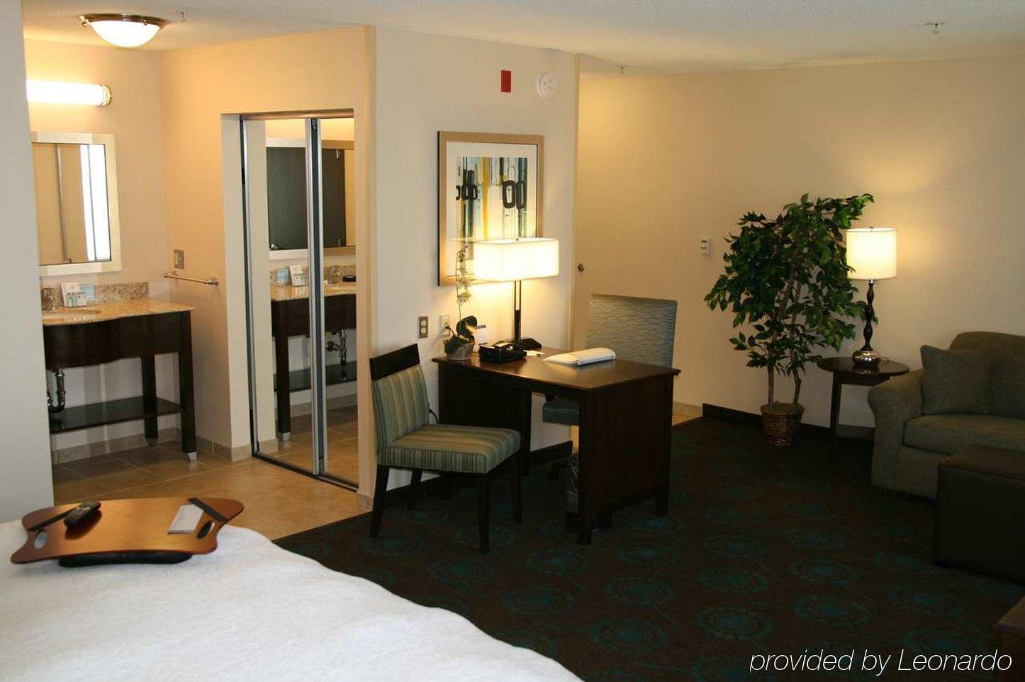 Hampton Inn & Suites Suisun City Waterfront Værelse billede