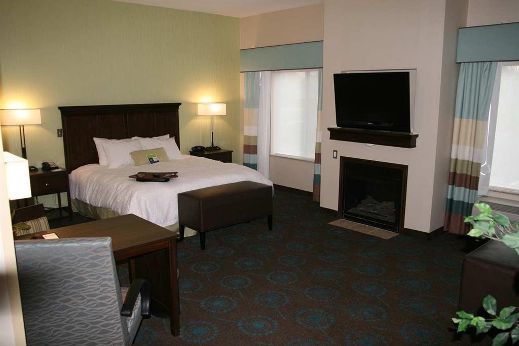 Hampton Inn & Suites Suisun City Waterfront Værelse billede