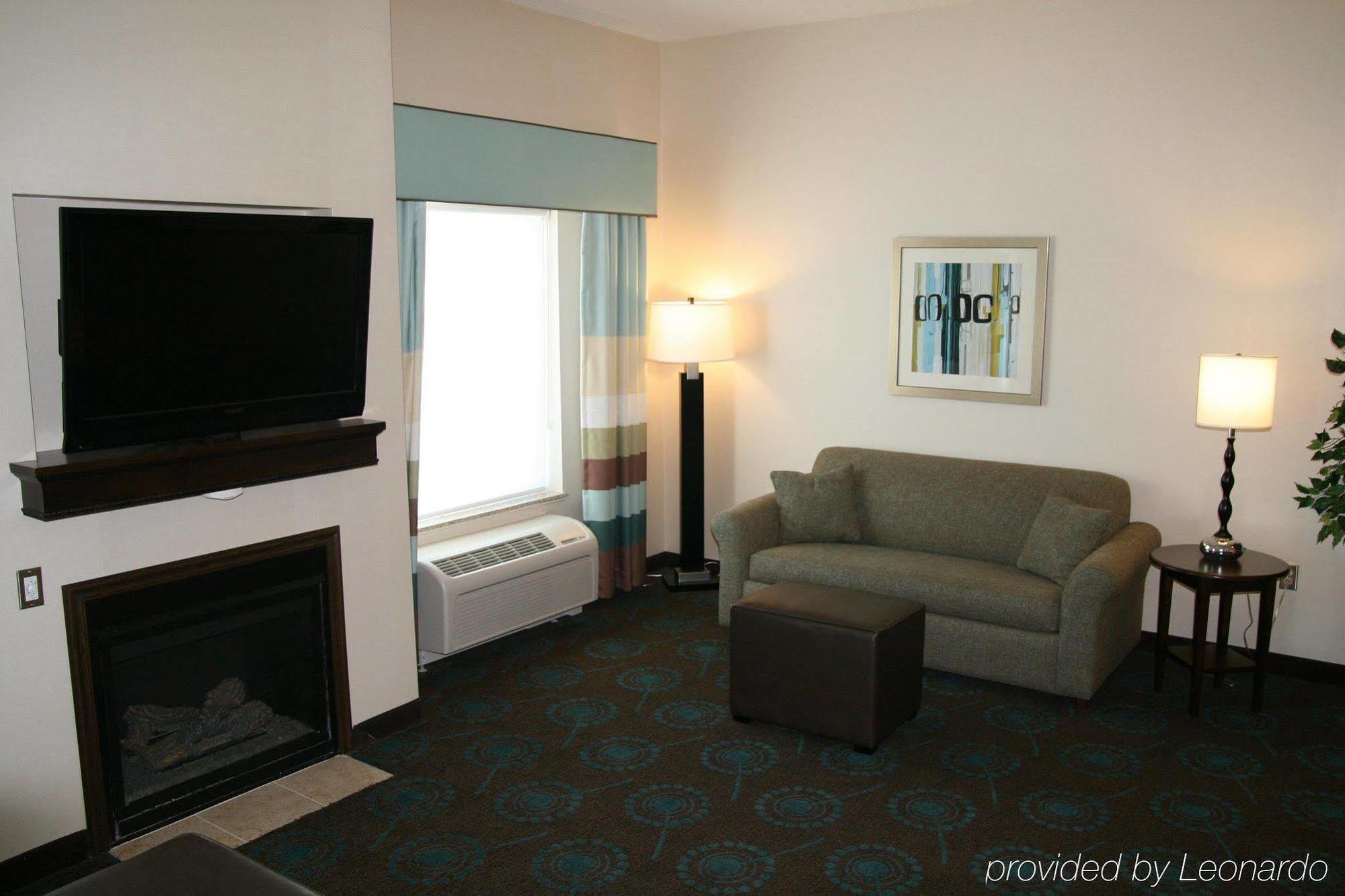 Hampton Inn & Suites Suisun City Waterfront Værelse billede